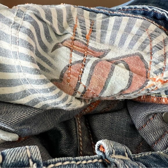 Rock Revival Embroidered Robert Straight Jeans-Size 31 - Picture 14 of 16